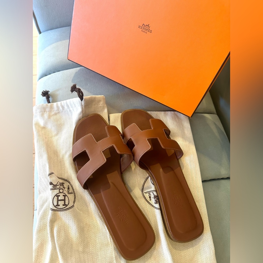 Hermes Oran Sandals with Dust Bag and Box size 39